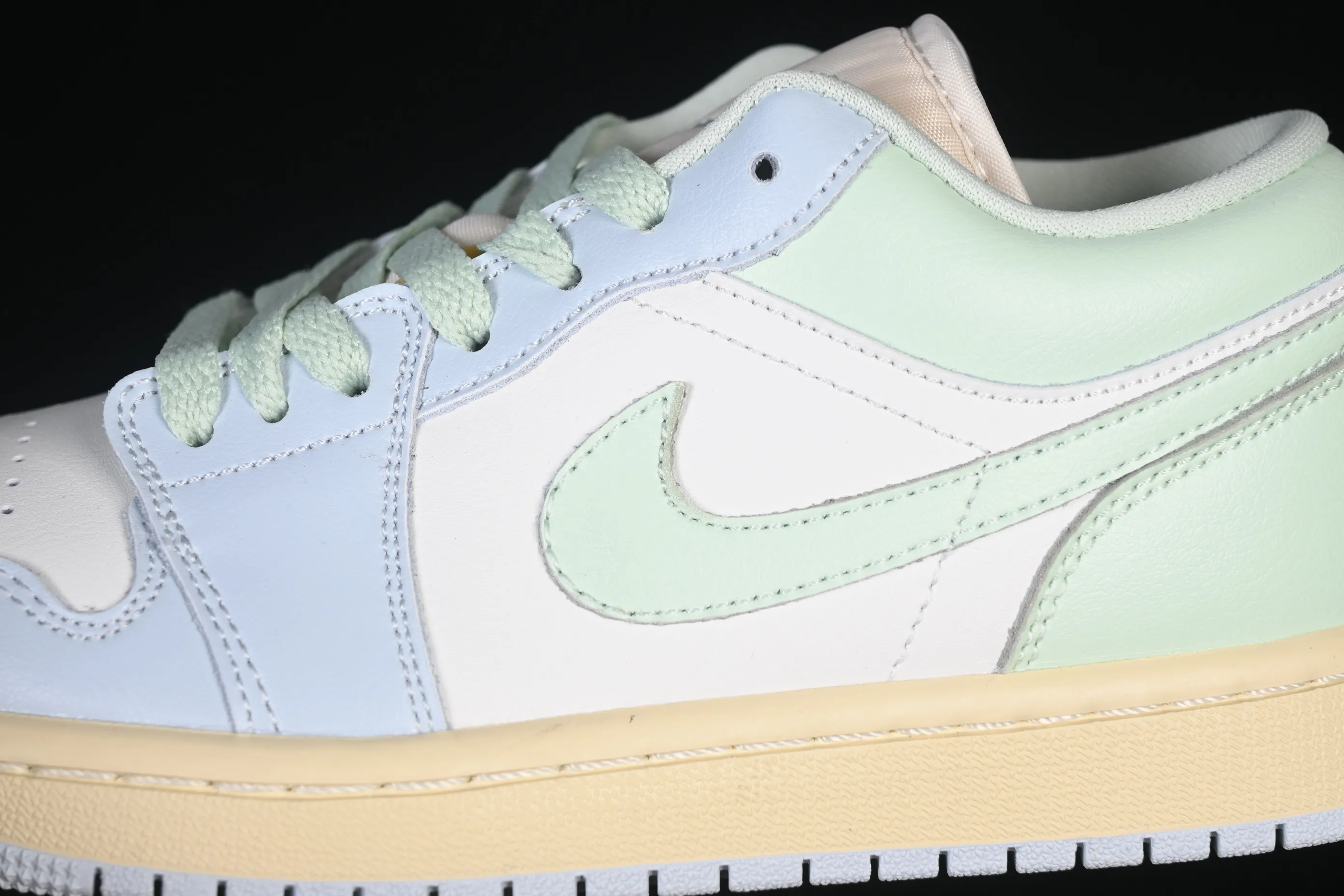 All categories Air Jordan Jordan series basketball shoes Air Jordan 1 Low Air Jordan 1 Low AJ1 Joe 1 light blue color matching low-top cultural casual sneakers DC0774-108